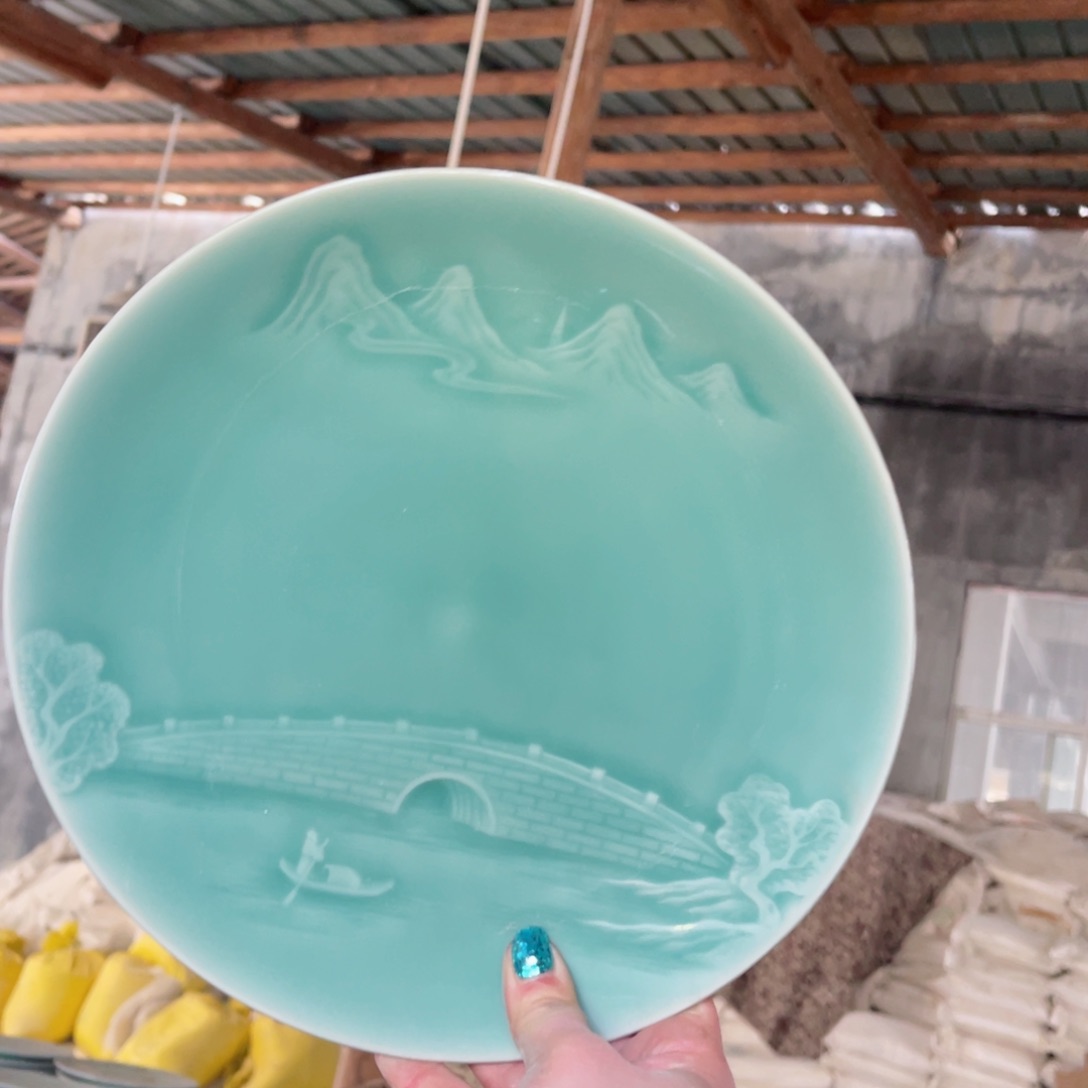 瓷片哈哈哈哈h h h h h h he