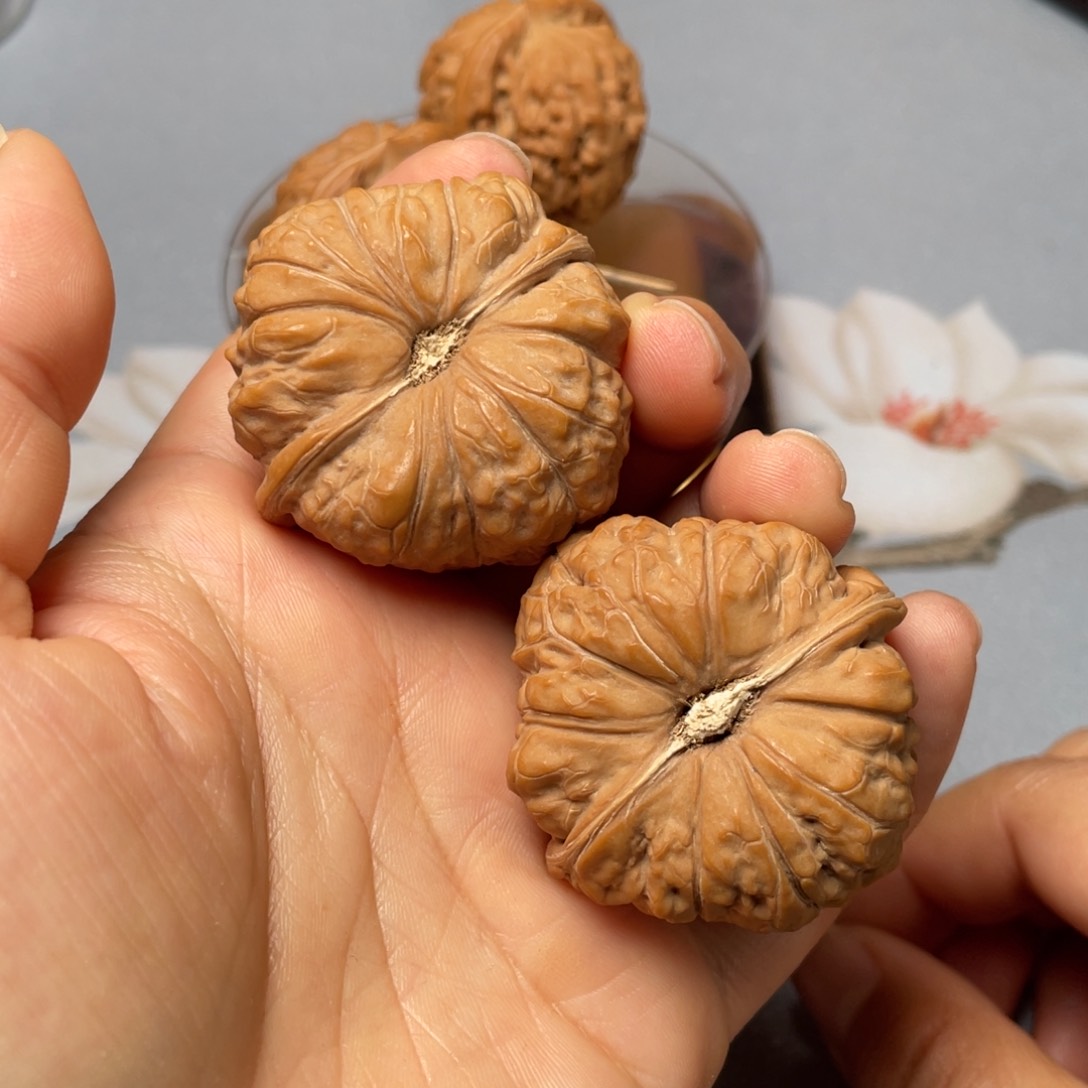 【闪购商品】文玩核桃吊坠南瓜墩………