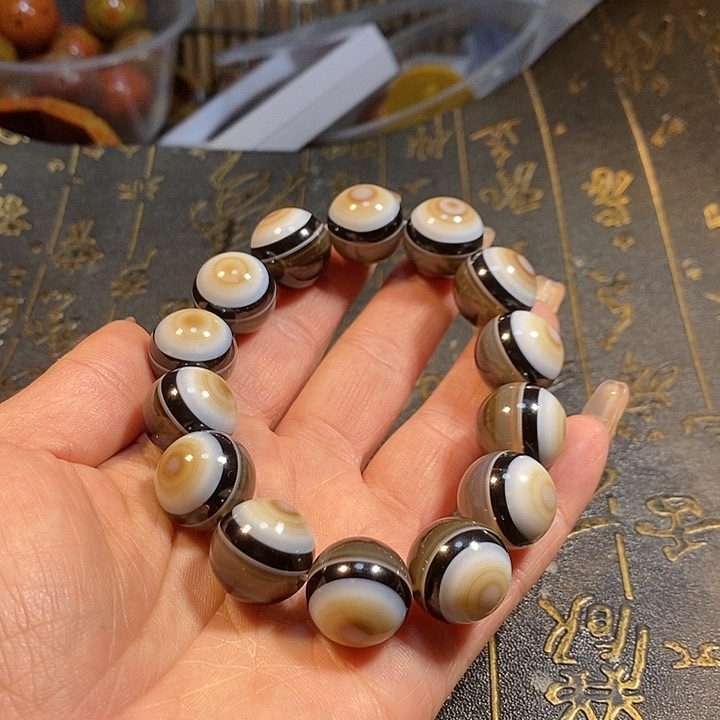 玛瑙/玉髓手链未镶嵌M**吴