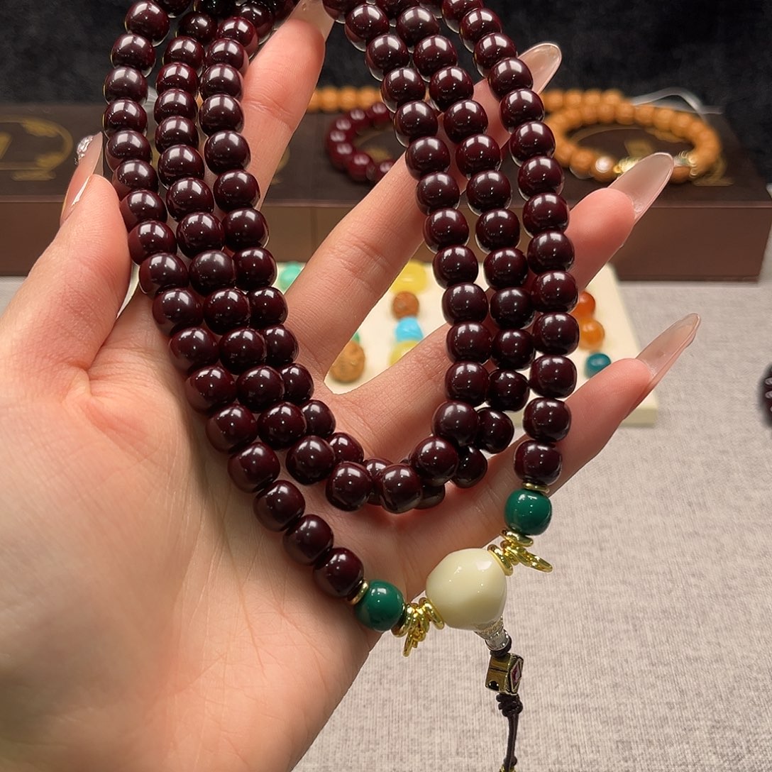 大***写猴头核桃吊坠猴头手串