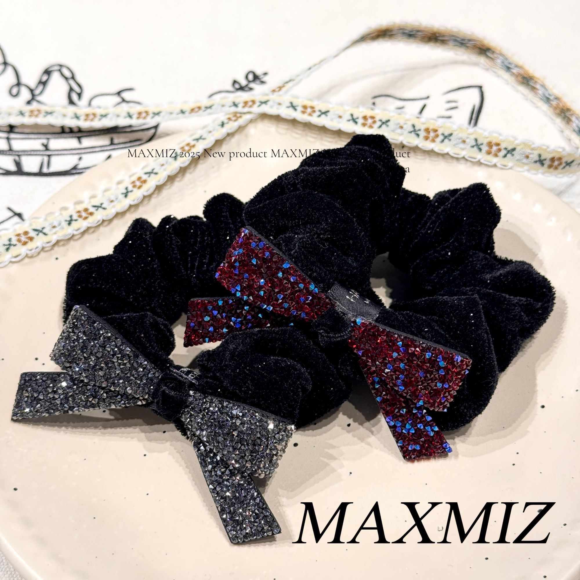 东大门 秋冬复古黑色百搭砂糖蝴蝶结丝绒大肠圈  1147