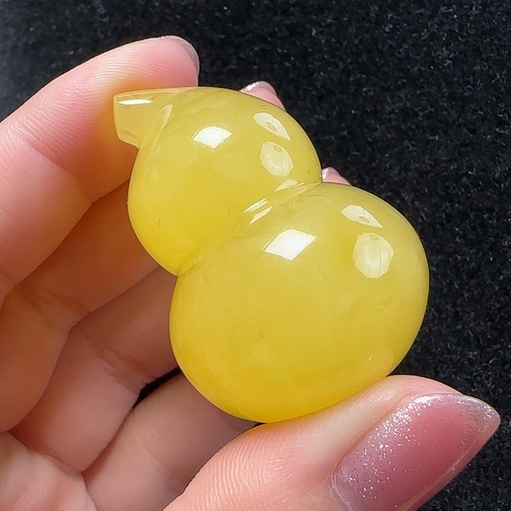 蜜蜡珠宝奇石未镶嵌