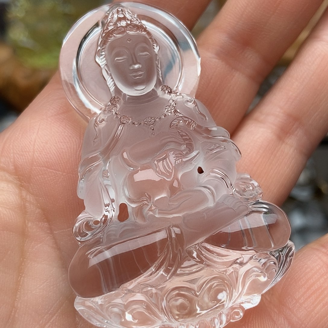 天然水晶吊坠未镶嵌水晶