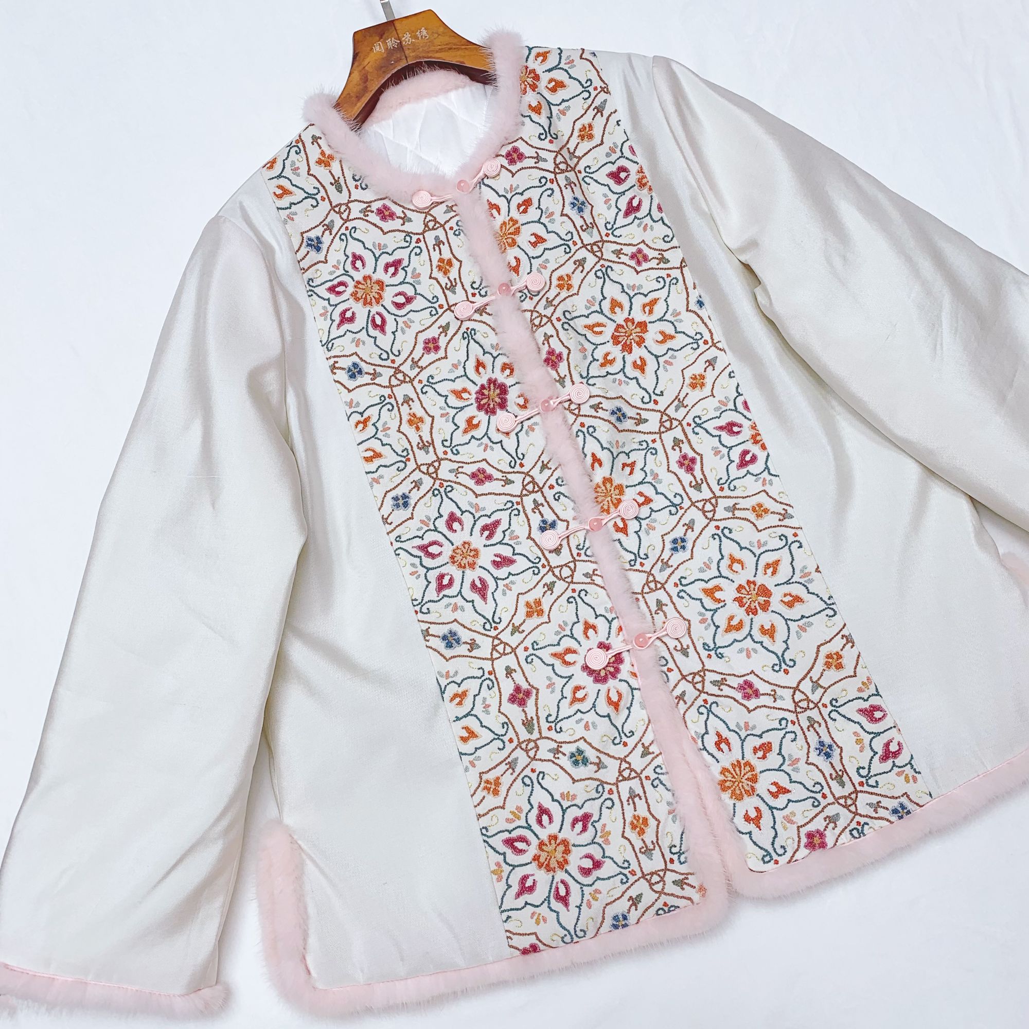 【禧娴】真丝 缂丝打籽绣 国风冬款上衣