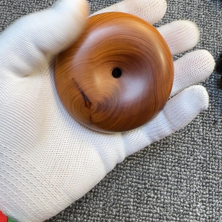 柏木（崖柏）大饼手把件