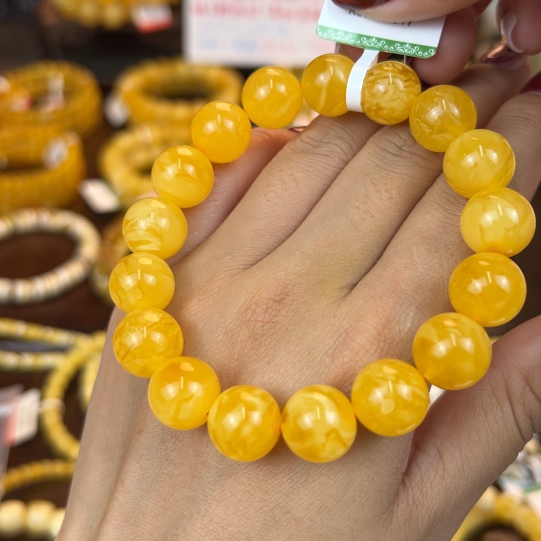 琥珀裸石未镶嵌knnbbbbbbn