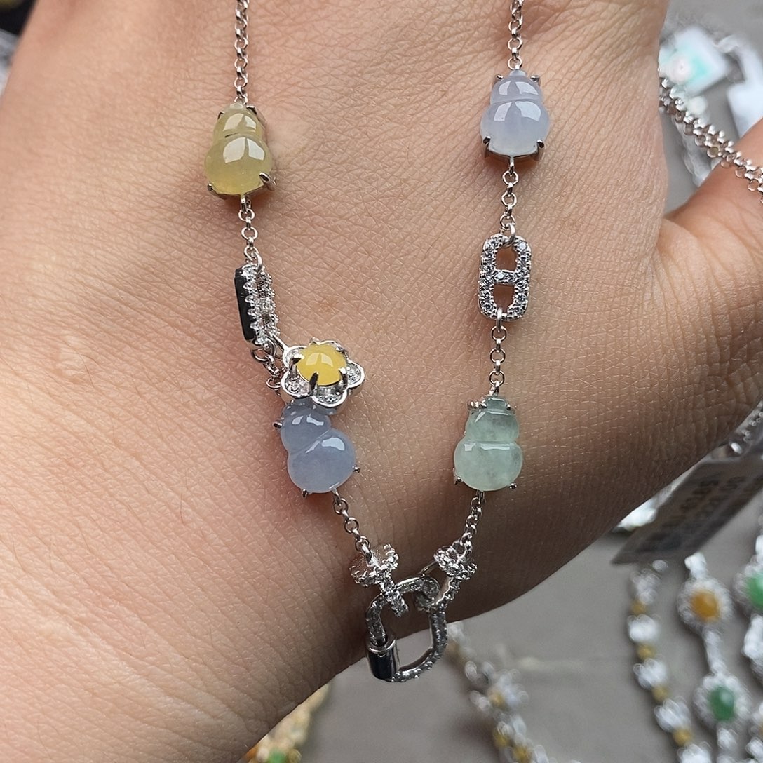 翡翠未镶嵌戒指翡翠