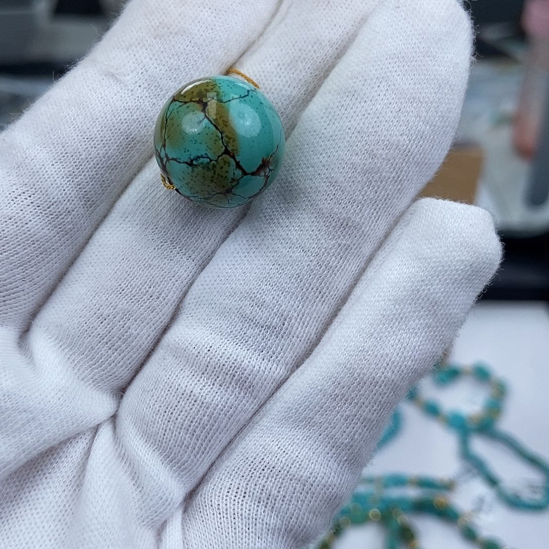 绿松石未镶嵌珠宝奇石