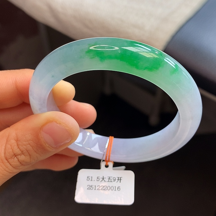 未镶嵌手镯翡翠52阳绿金丝绿正圈