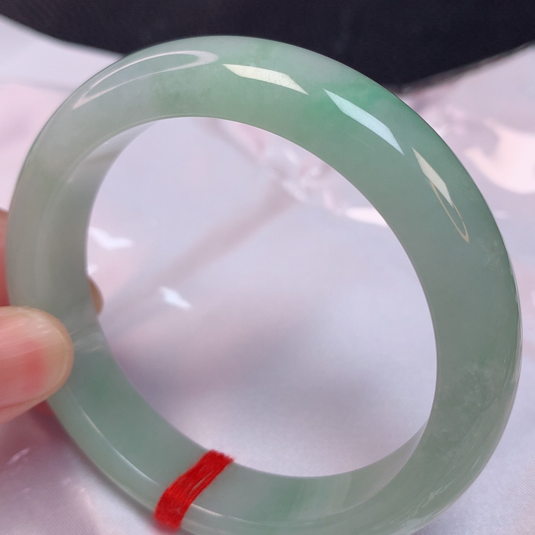 翡翠手镯未镶嵌57 翡翠手镯