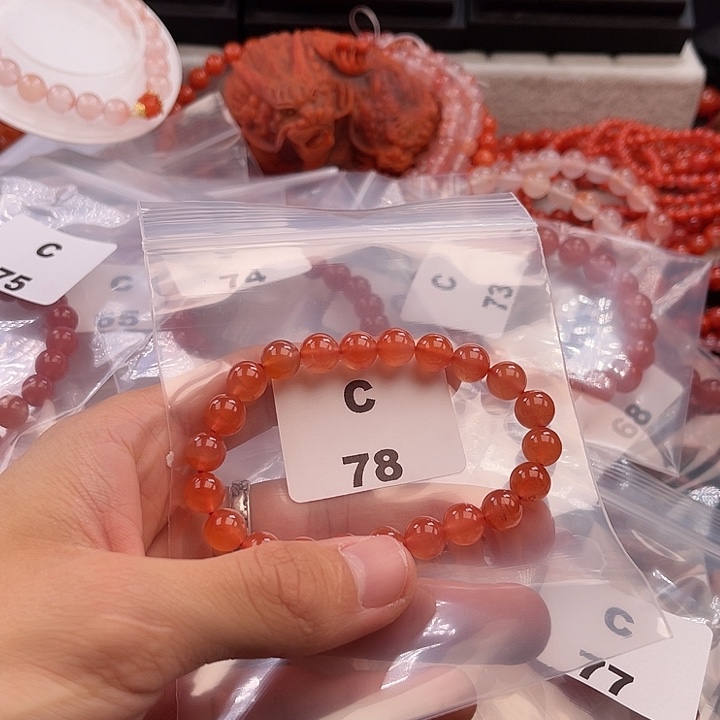 南红玛瑙未镶嵌多样性发货默认微瑕称重8mm