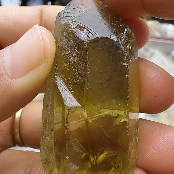 蓼***汤石材巴西黄水晶福利