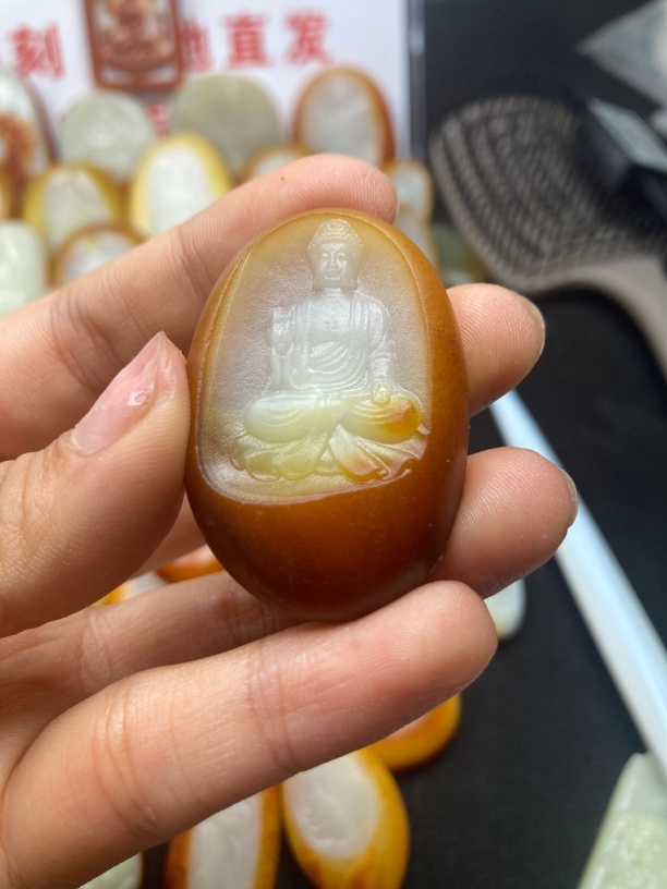 和田玉大日如来吊坠项链