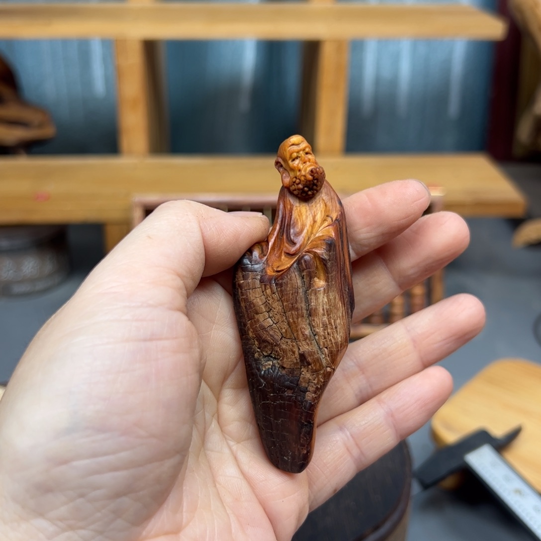 叶***西柏木崖柏木摆件手把件，