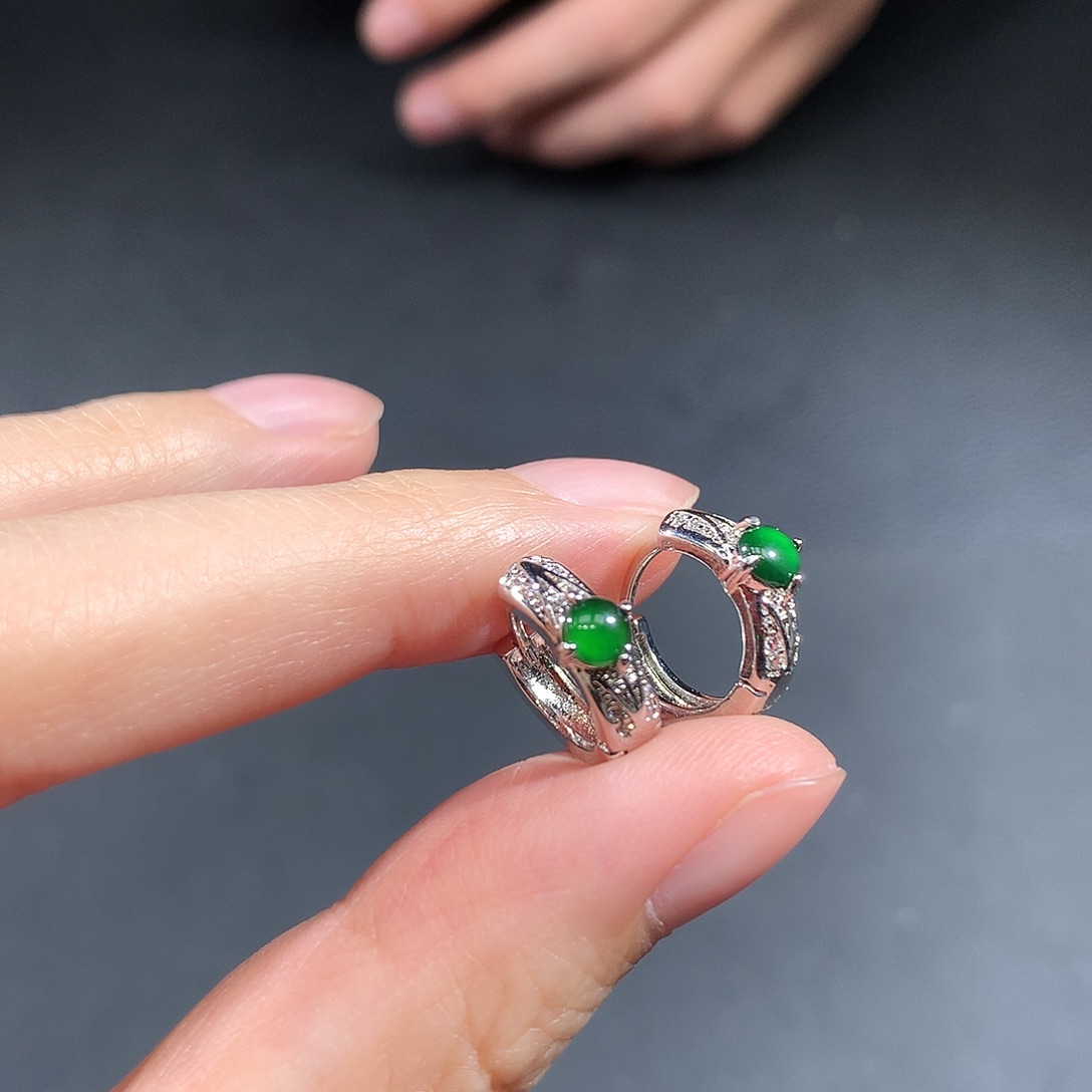 未镶嵌戒指翡翠翡翠