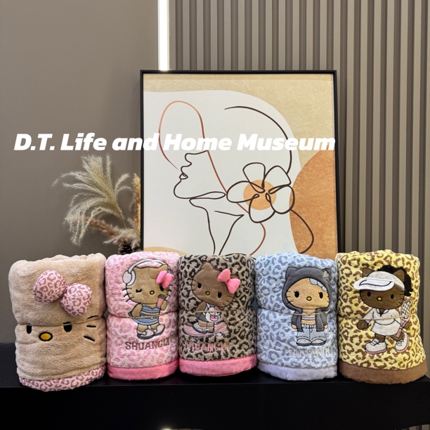 Kitty浴巾！秋冬新款珊瑚绒加密加大吸水卡通居家洗澡大浴巾80*150