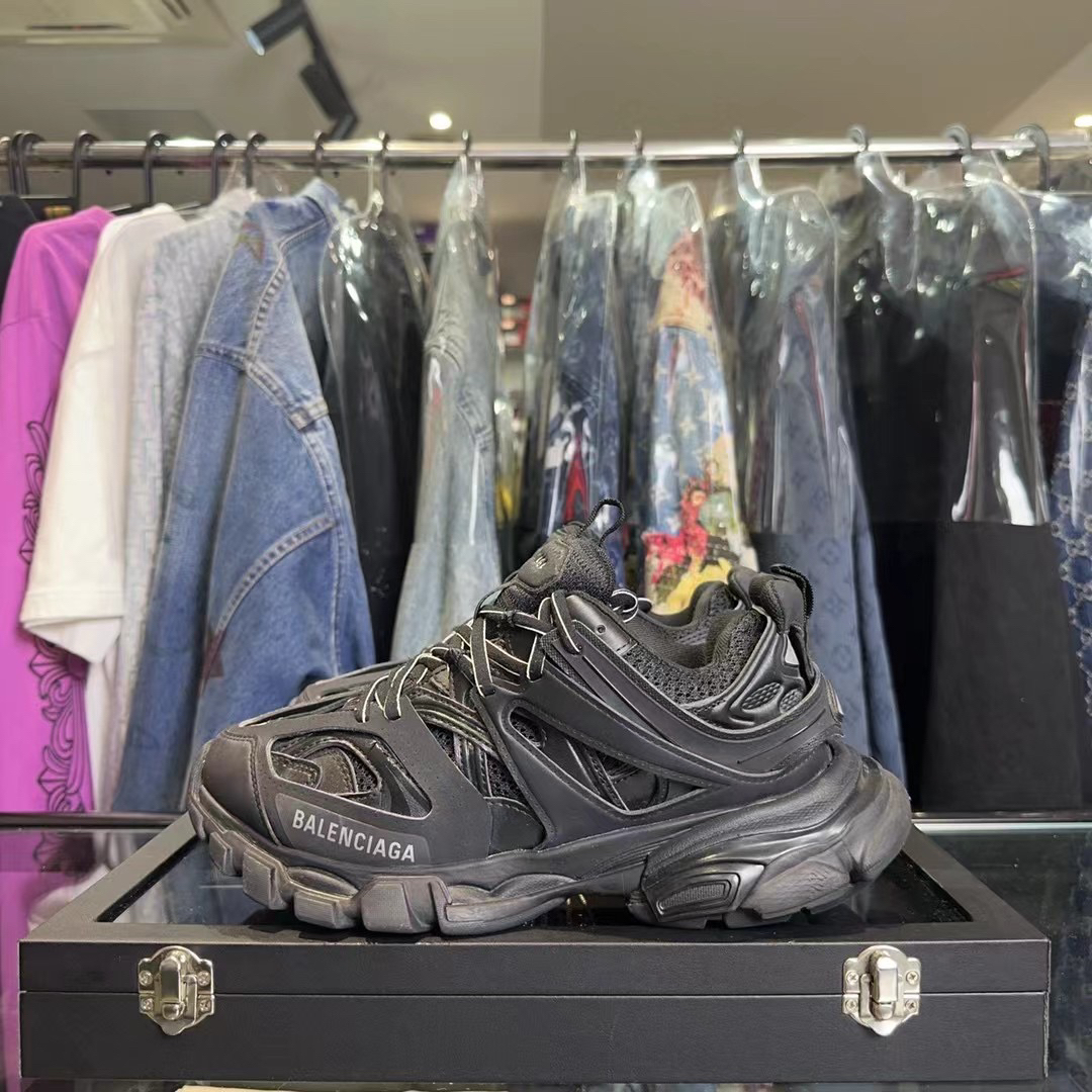 99新 Balenciaga/巴黎世家 track黑色老爹鞋/37码/无盒