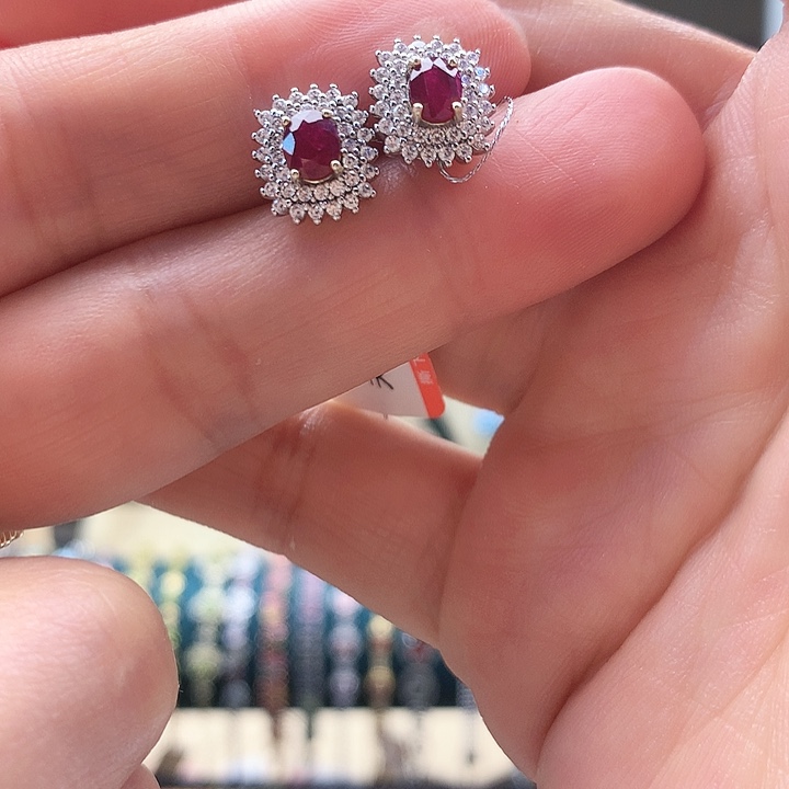 红宝石耳钉银S925镶嵌