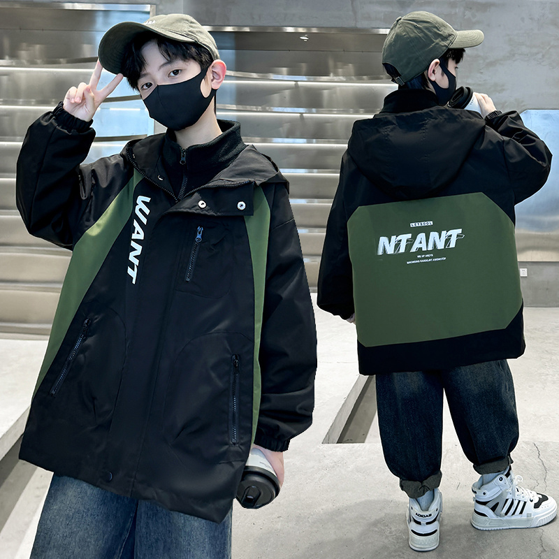 童装冲锋衣三合一加绒内胆中大童帅气春秋装2025新款休闲男童外套