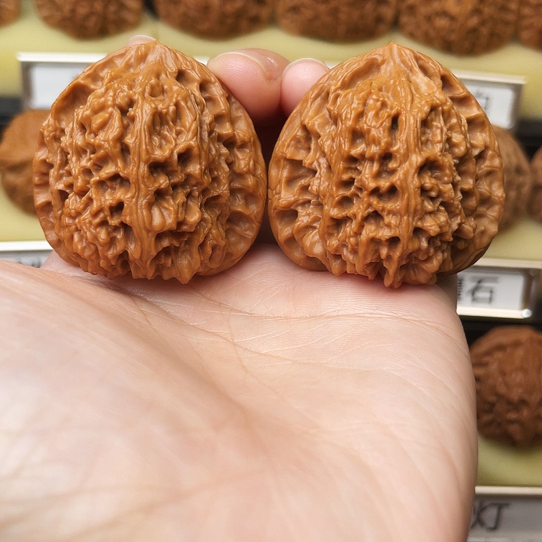 文玩核桃吊坠南疆41尺594