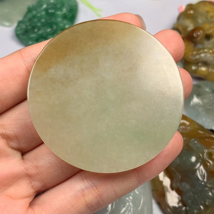 岩***石翡翠未镶嵌颈饰翡翠