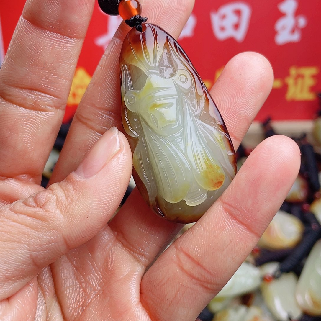 和田玉颈饰未镶嵌