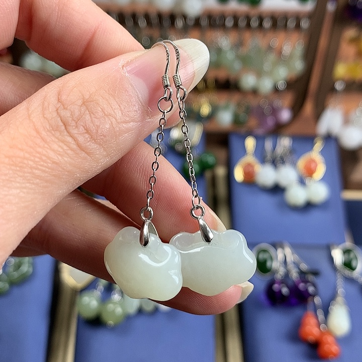 和田玉耳饰银S925镶嵌平安锁