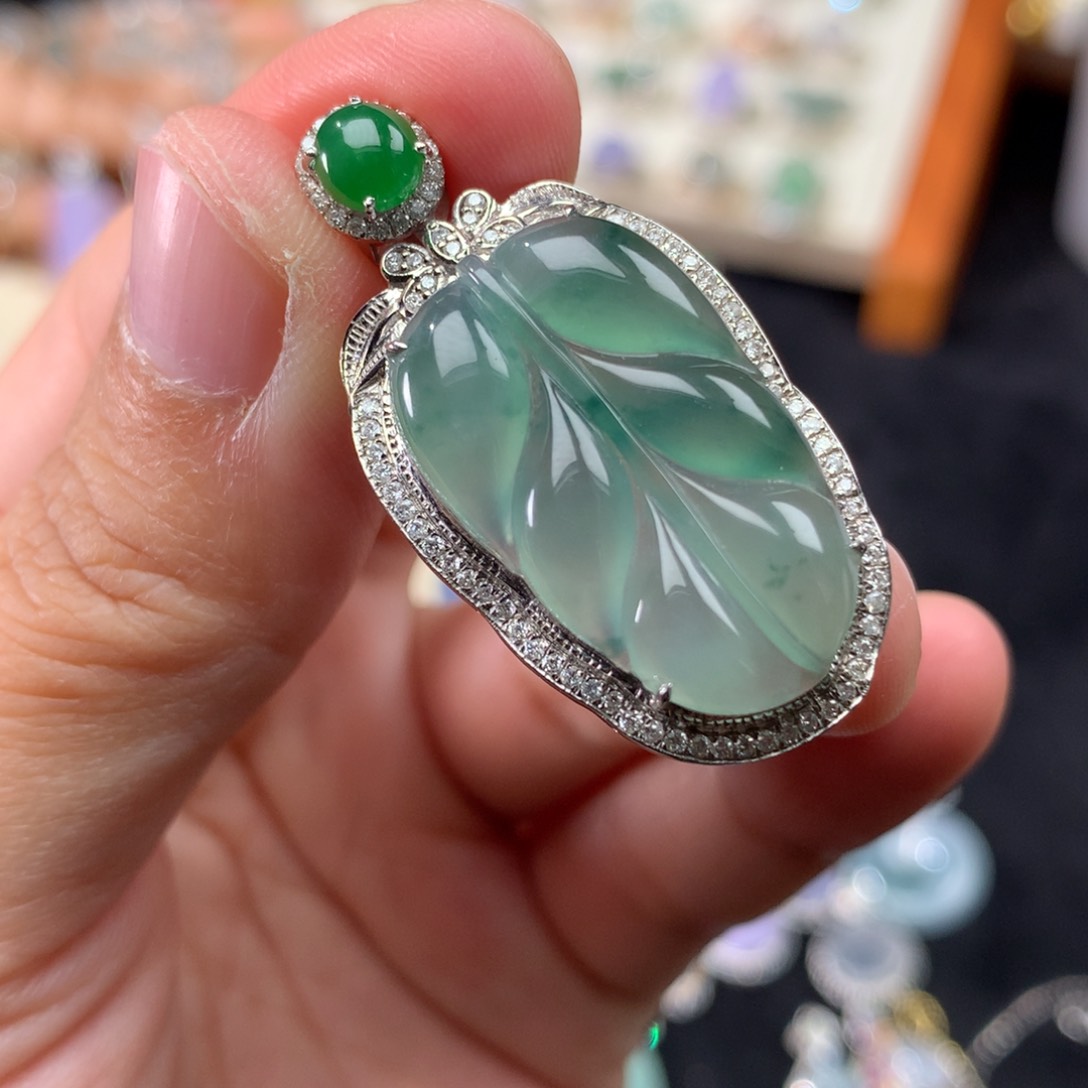 吊坠(不含链)18K金镶嵌翡翠瘦*瘦