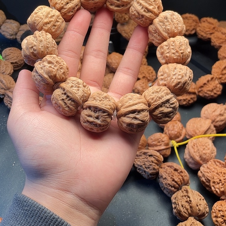 书****文玩核桃吊坠1元宝