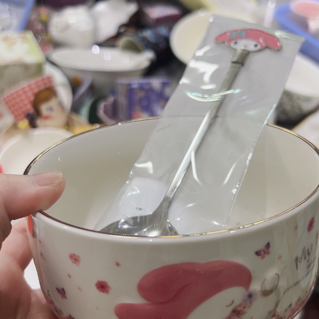 微瑕可爱满20包邮