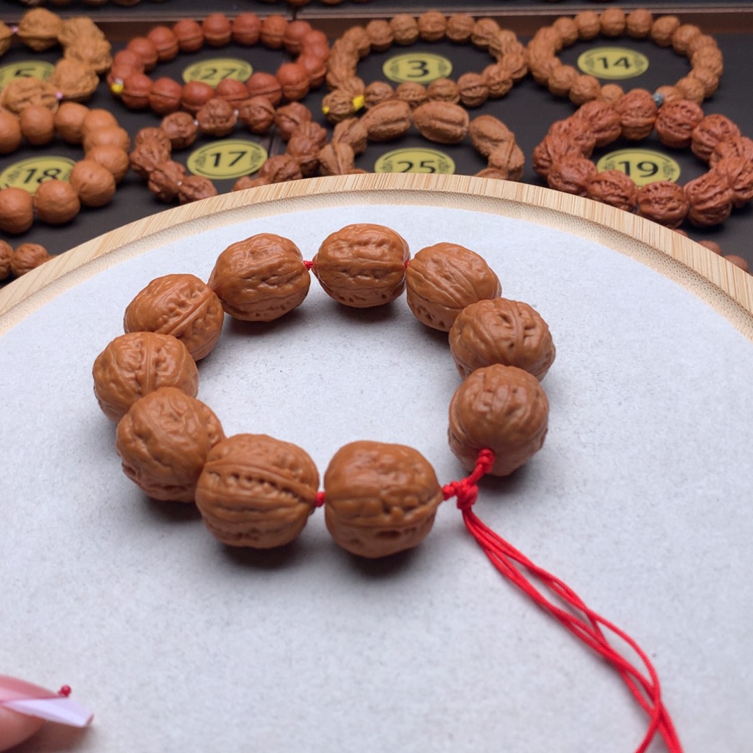 文玩核桃手串受气包