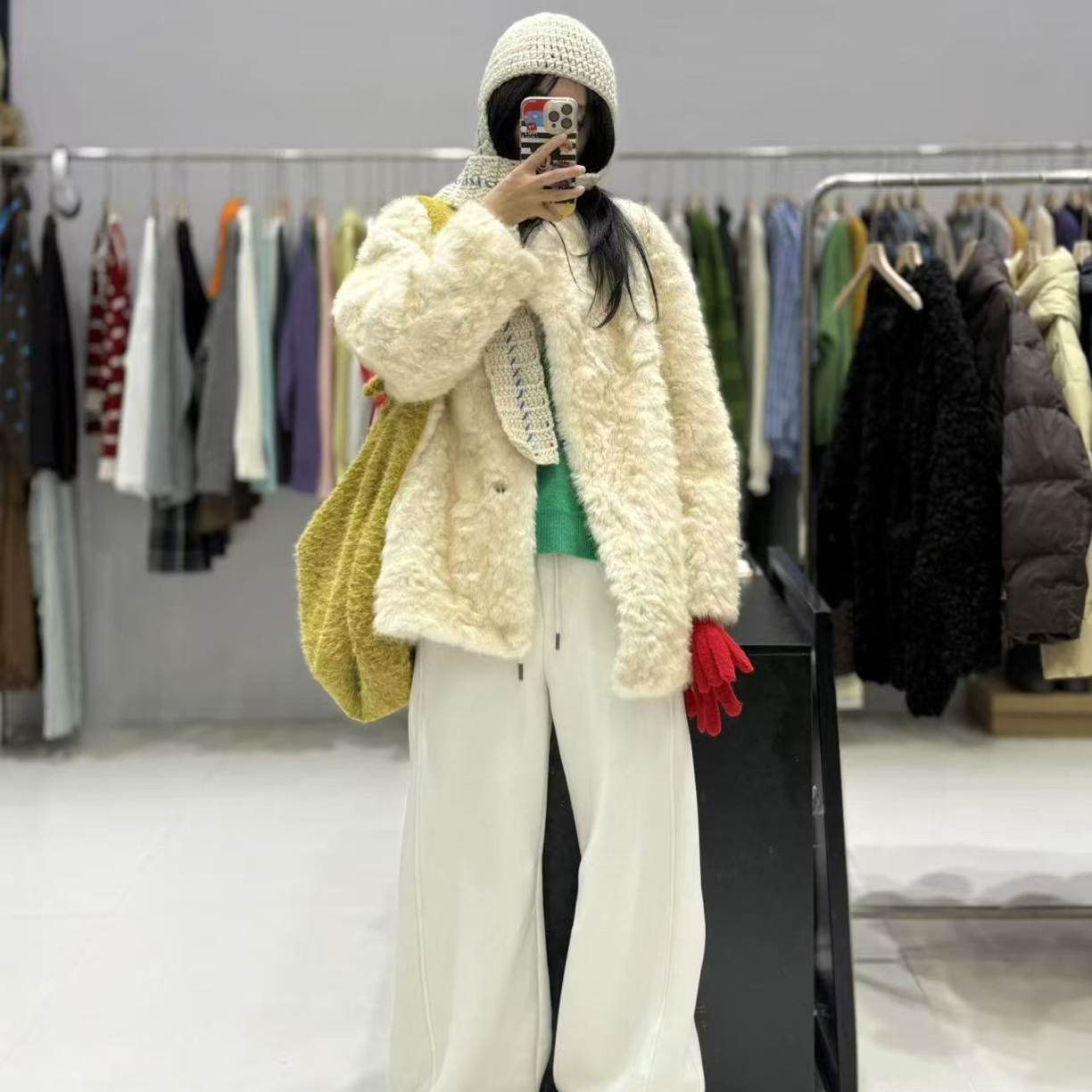 【ai】缪斯软宝小湖咩质感毛毛外套