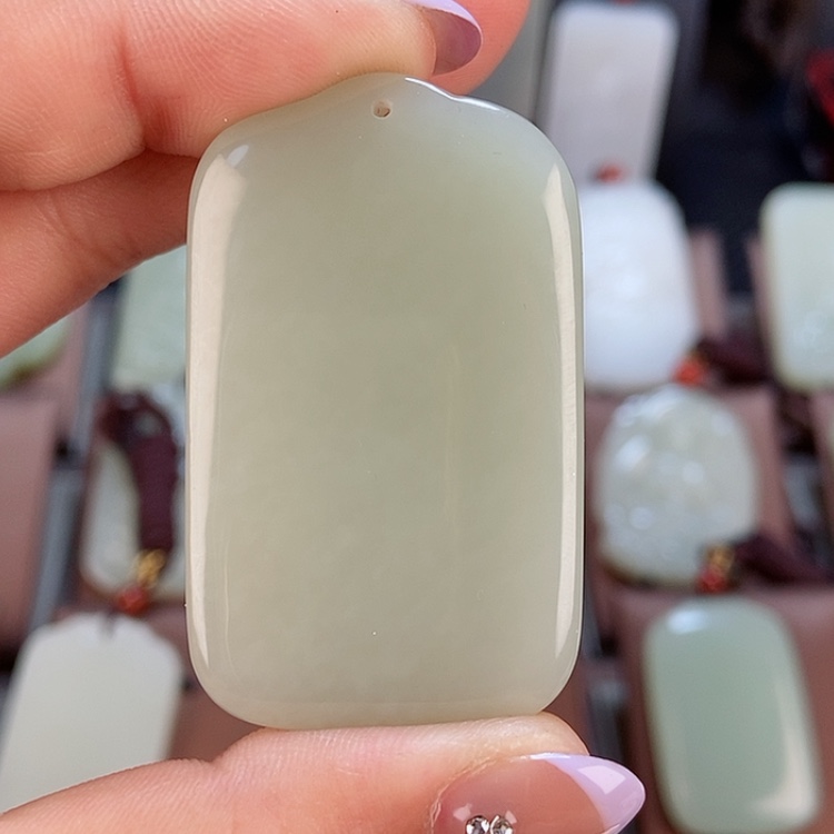 【闪购商品】和田玉未镶嵌颈饰