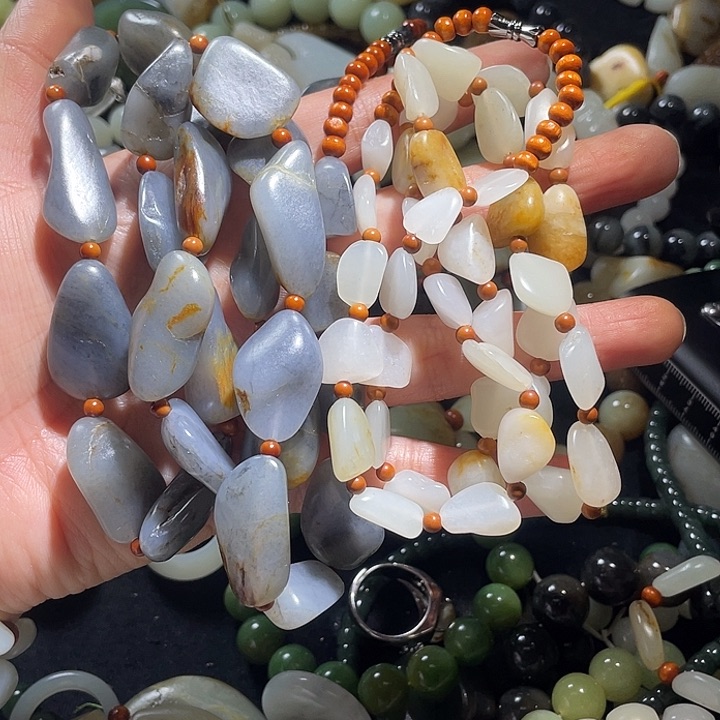 未镶嵌手链和田玉秋*