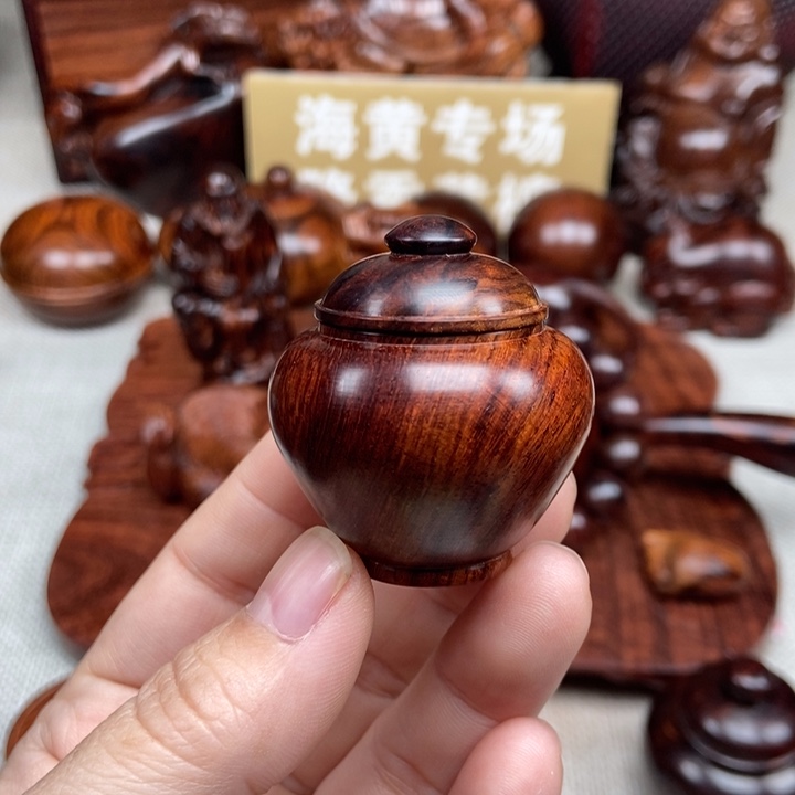 花梨木类端景台兔*哥品香罐26.9克左右