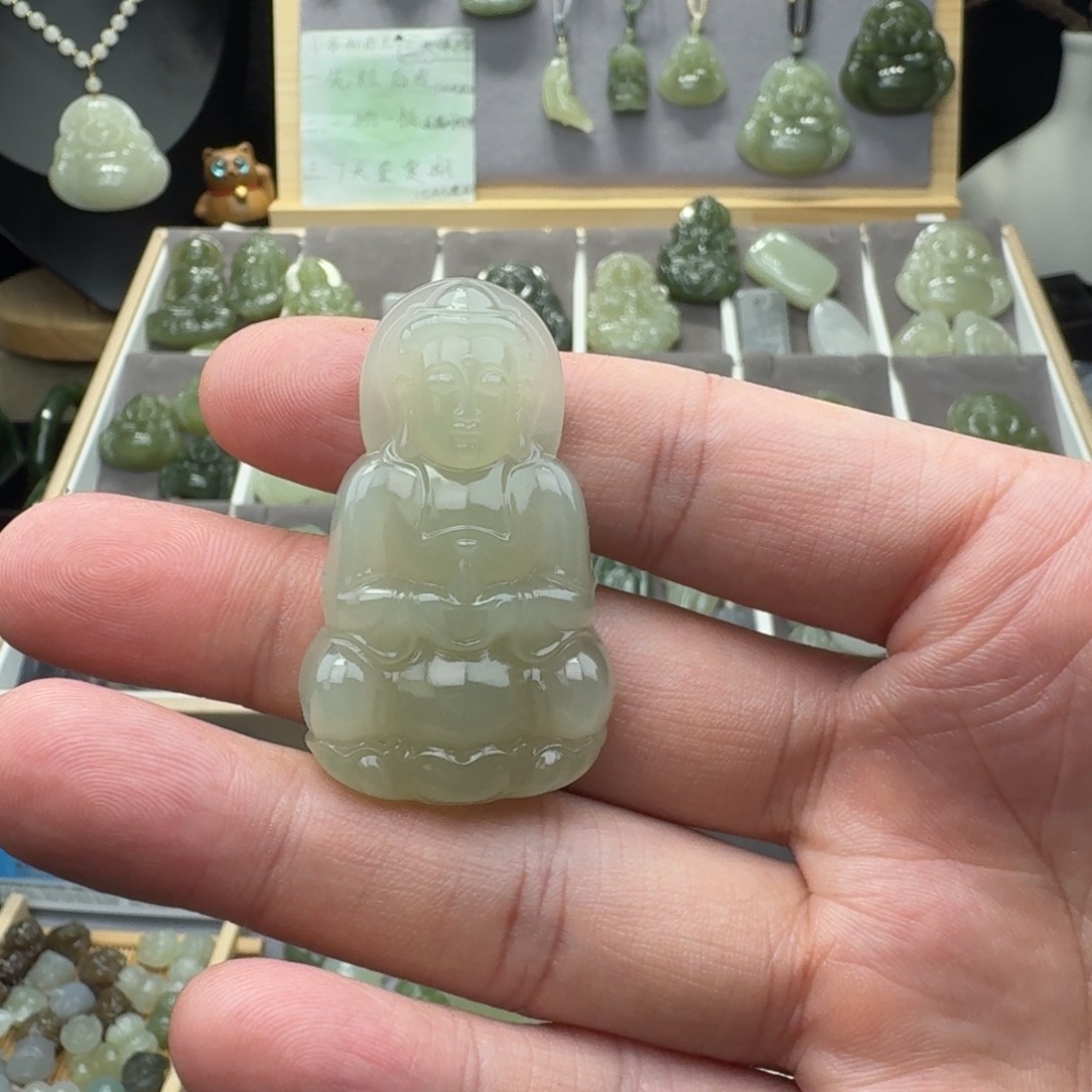 和田玉颈饰未镶嵌