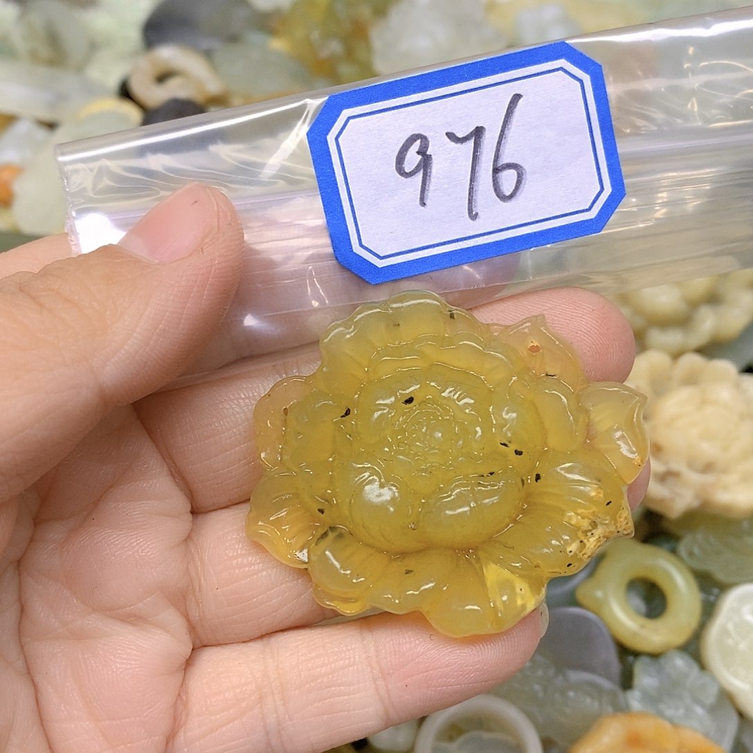 蛇纹石玉颈饰未镶嵌976