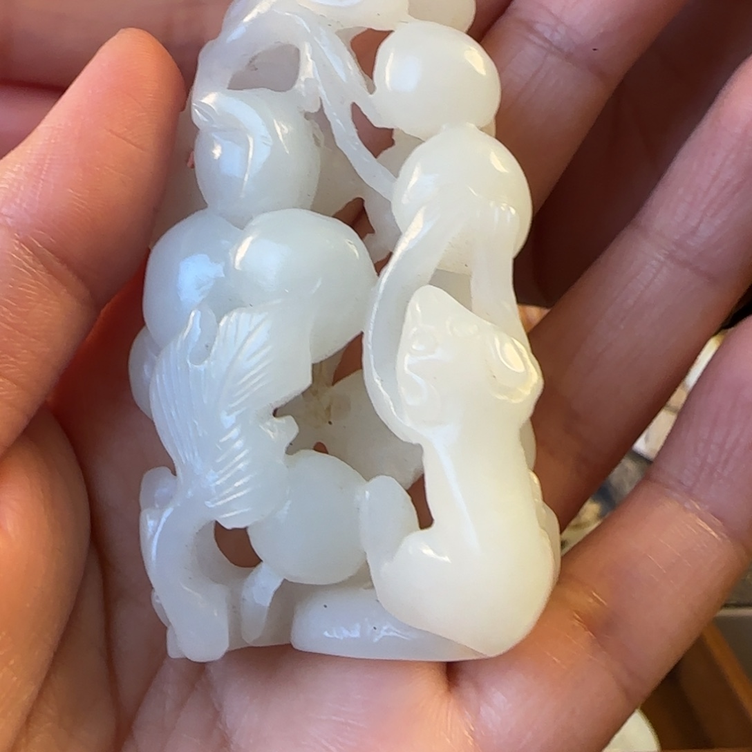 少***爷和田玉（糖玉）未镶嵌颈饰