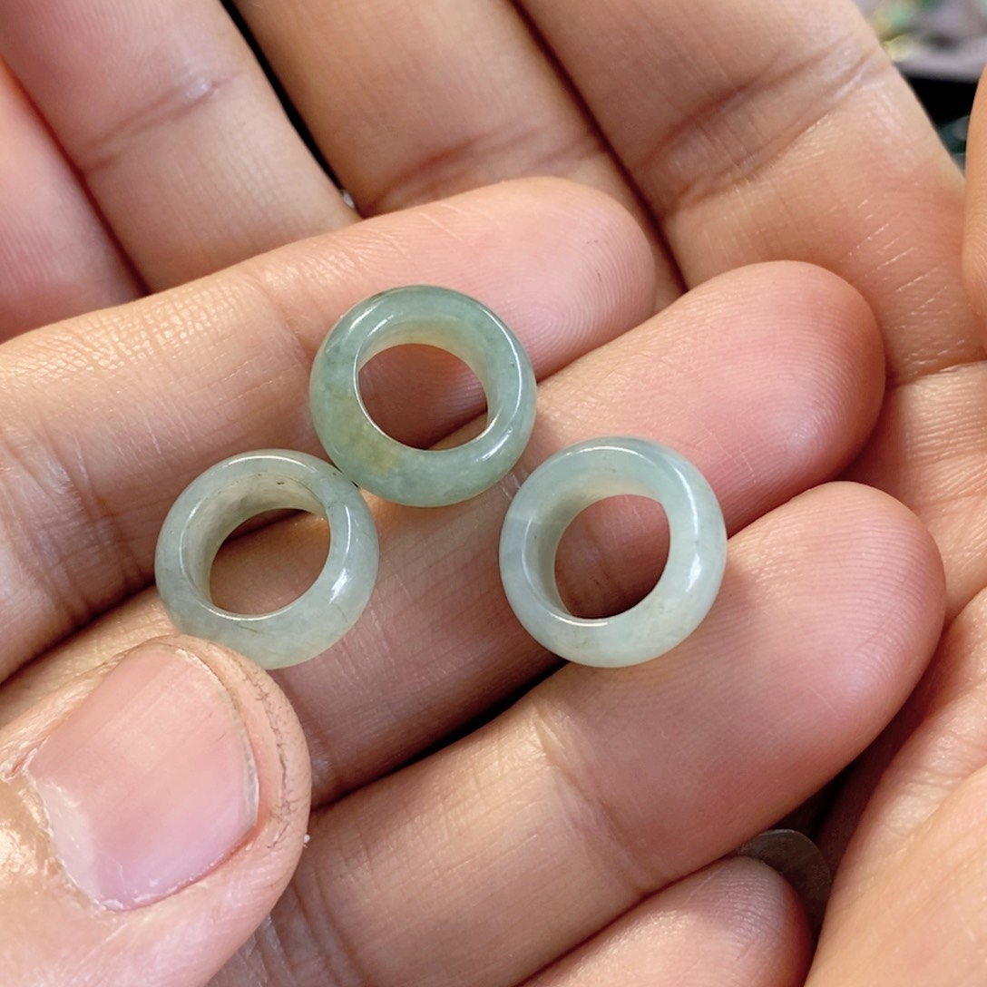 翡翠未镶嵌耳饰A***娃缅甸翡翠A货跑环