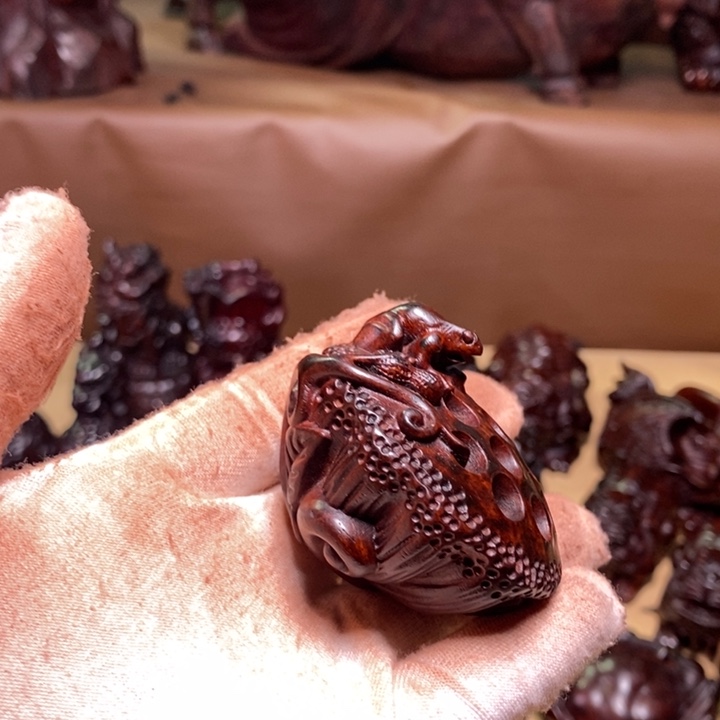 【闪购商品】檀香紫檀（小叶紫檀）