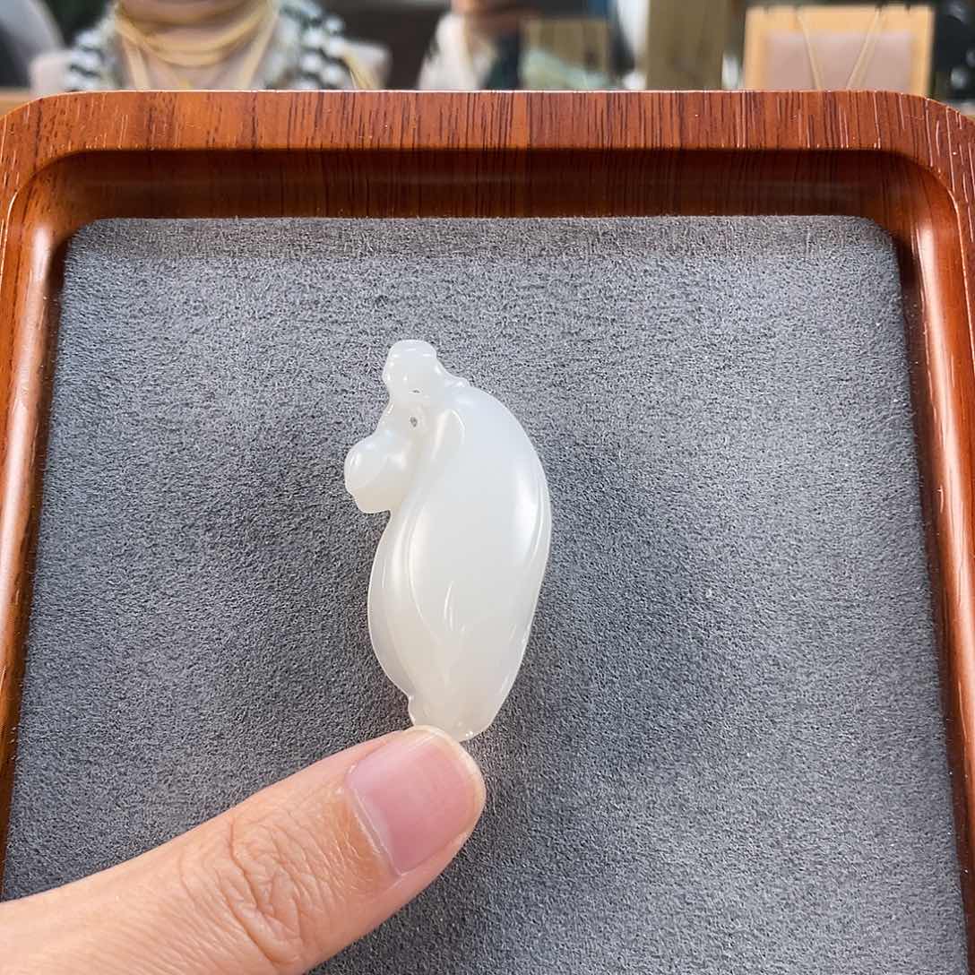和田玉吊坠(不含链)未镶嵌