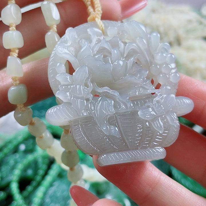 颈饰未镶嵌和田玉