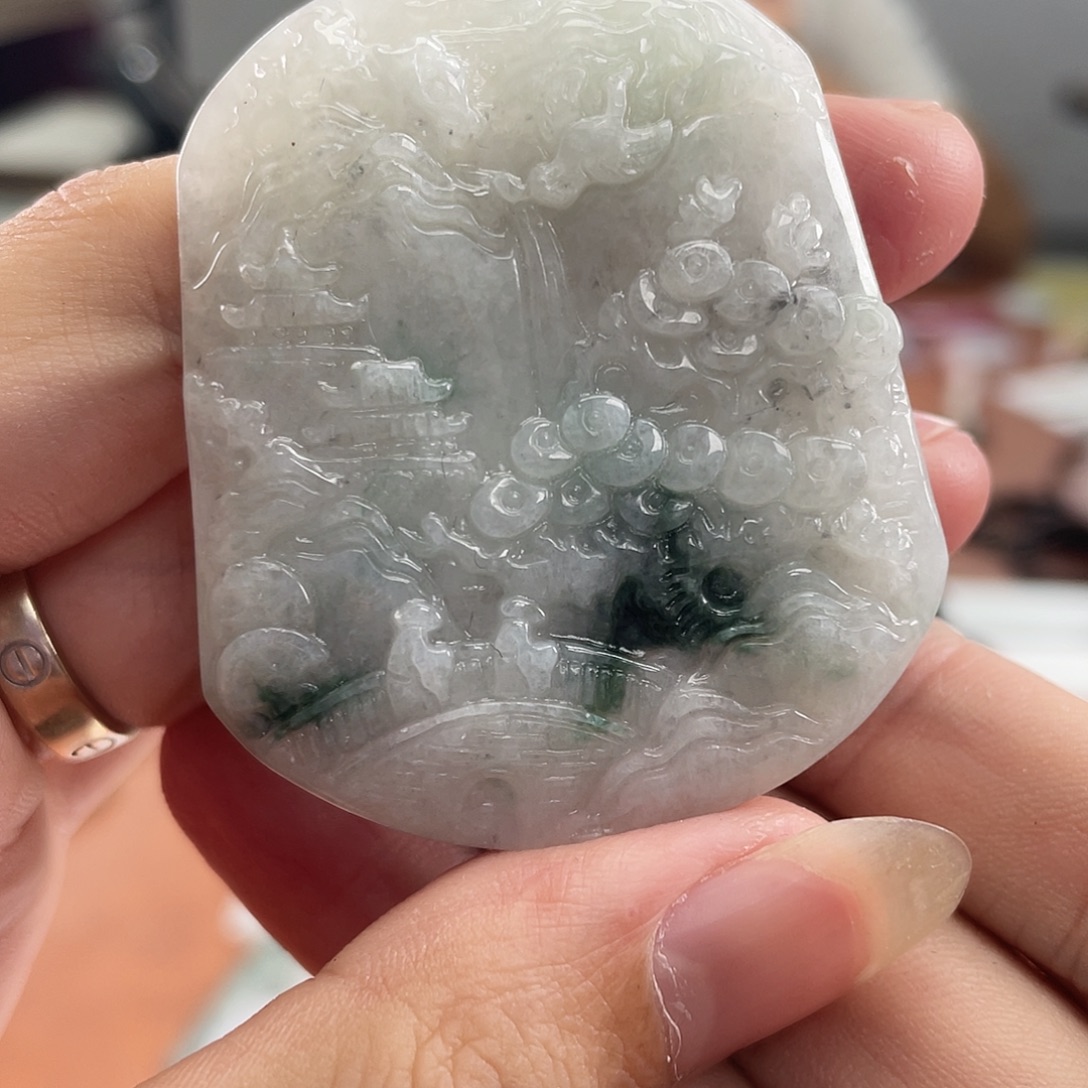 翡翠未镶嵌颈饰翡翠