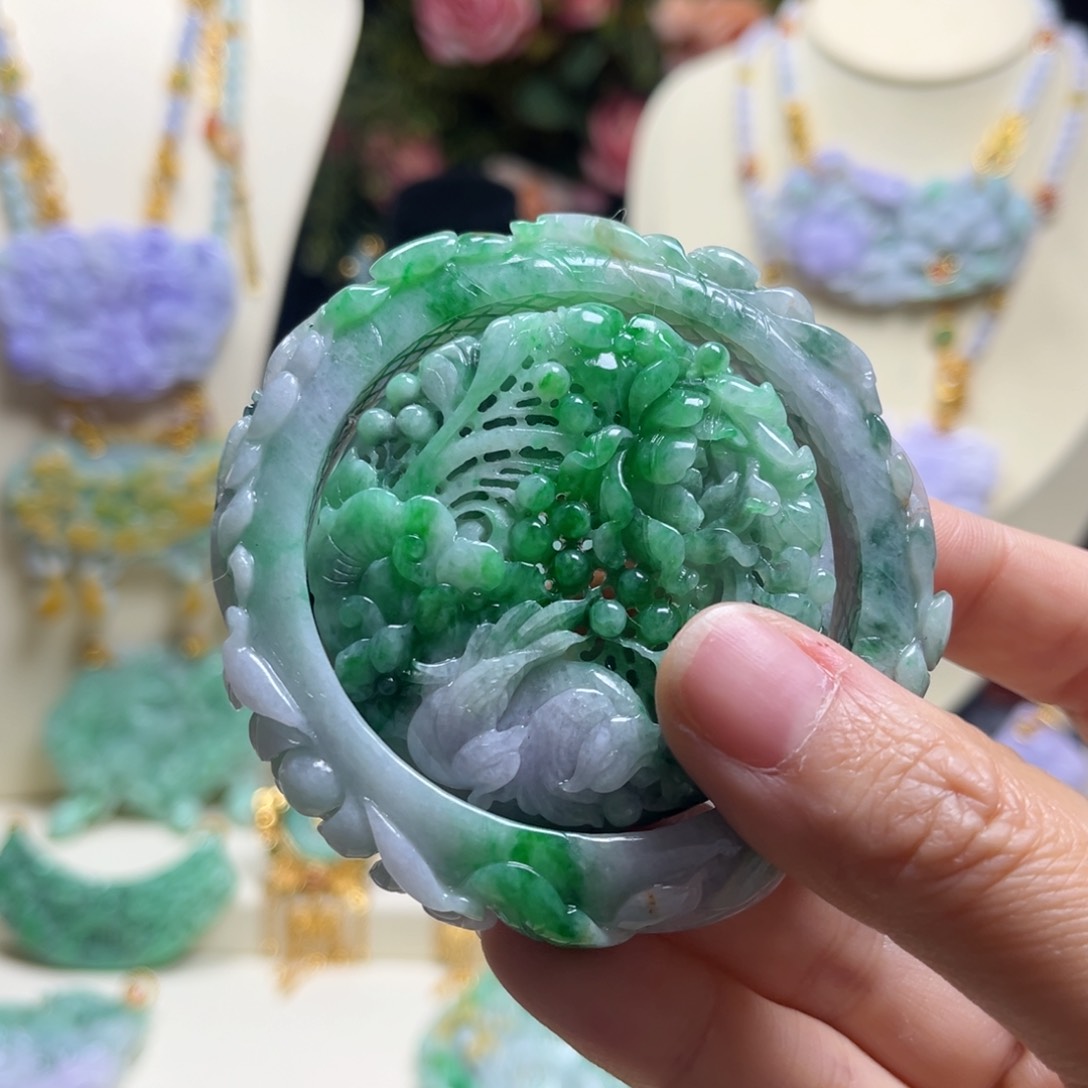 翡翠颈饰未镶嵌m****y天然