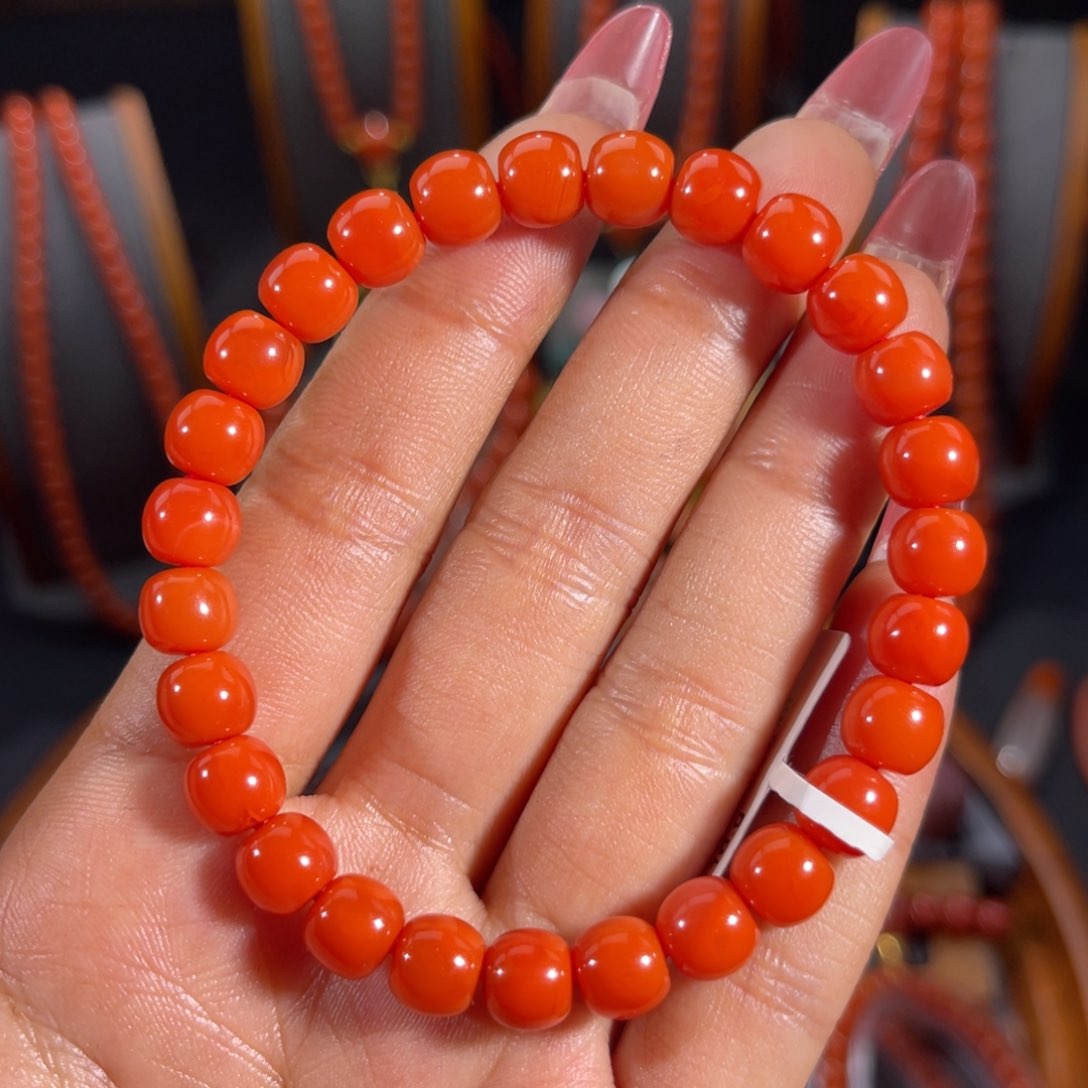 南红玛瑙滴水洞单圈7.5未镶嵌