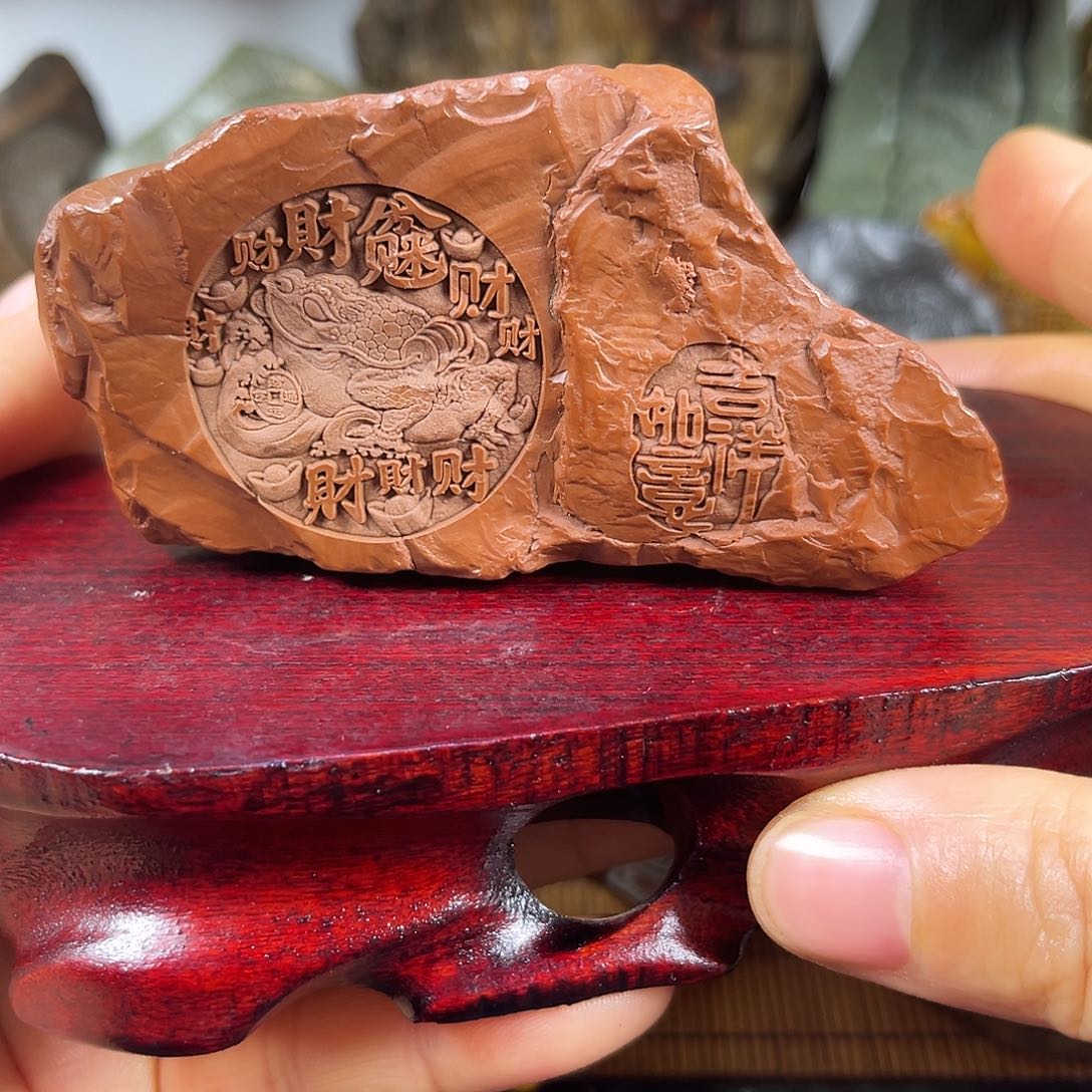 新疆戈壁石原石雕刻49