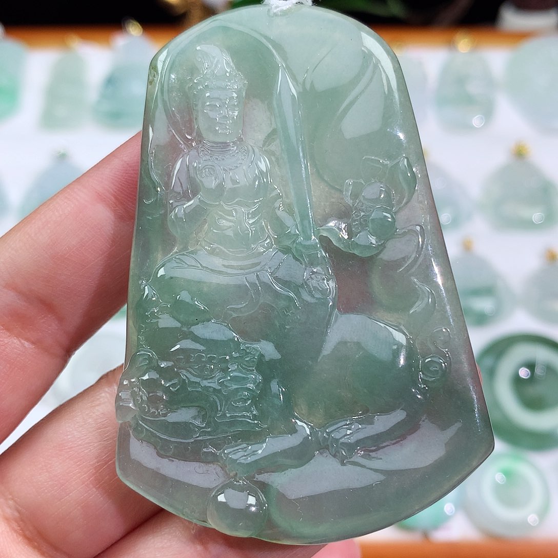 翡翠未镶嵌颈饰文殊菩萨
