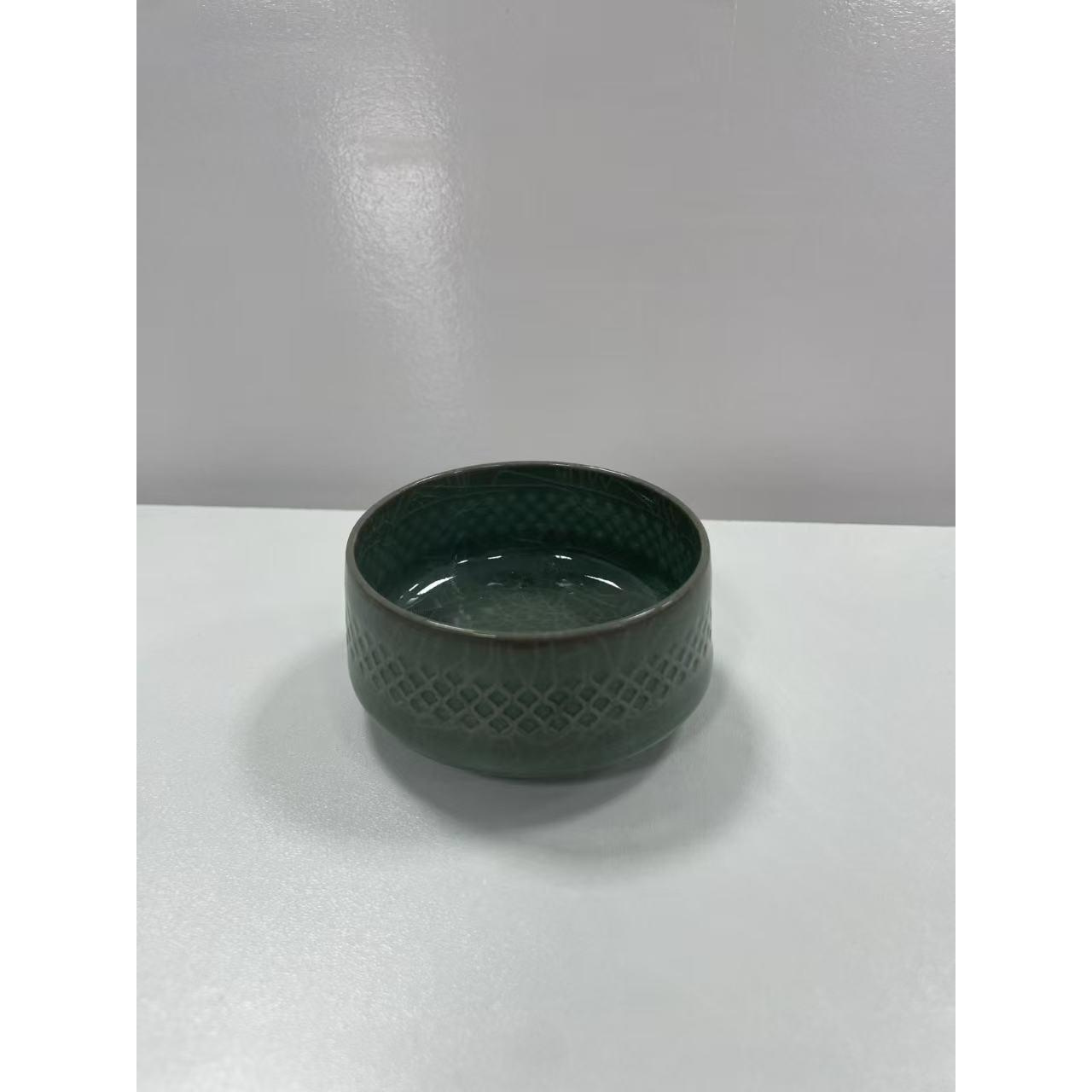 【龙泉】施振强-马蹄杯 LQ-7037
