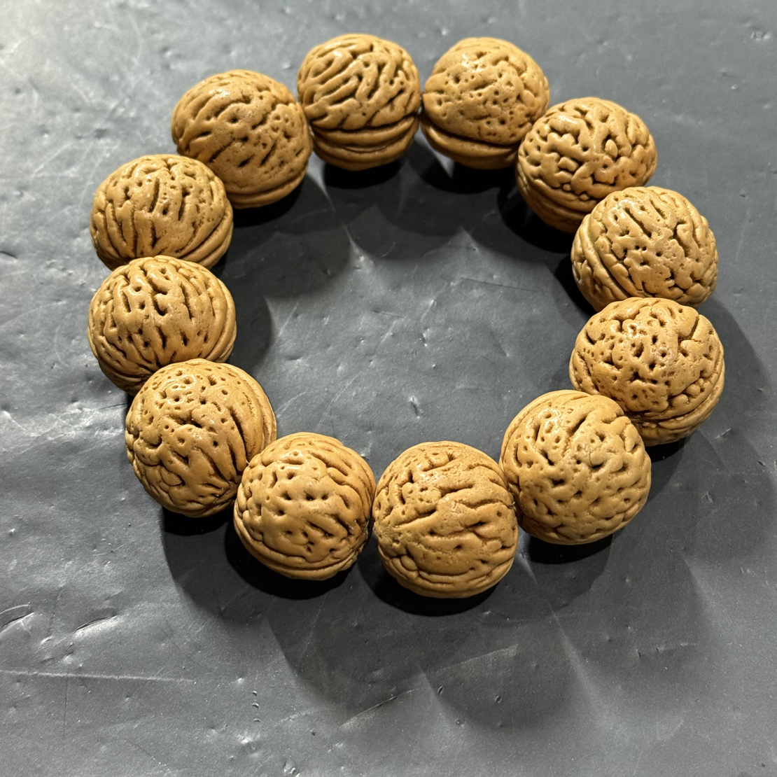 T144 脑纹桃核2.0cm左右单圈手串