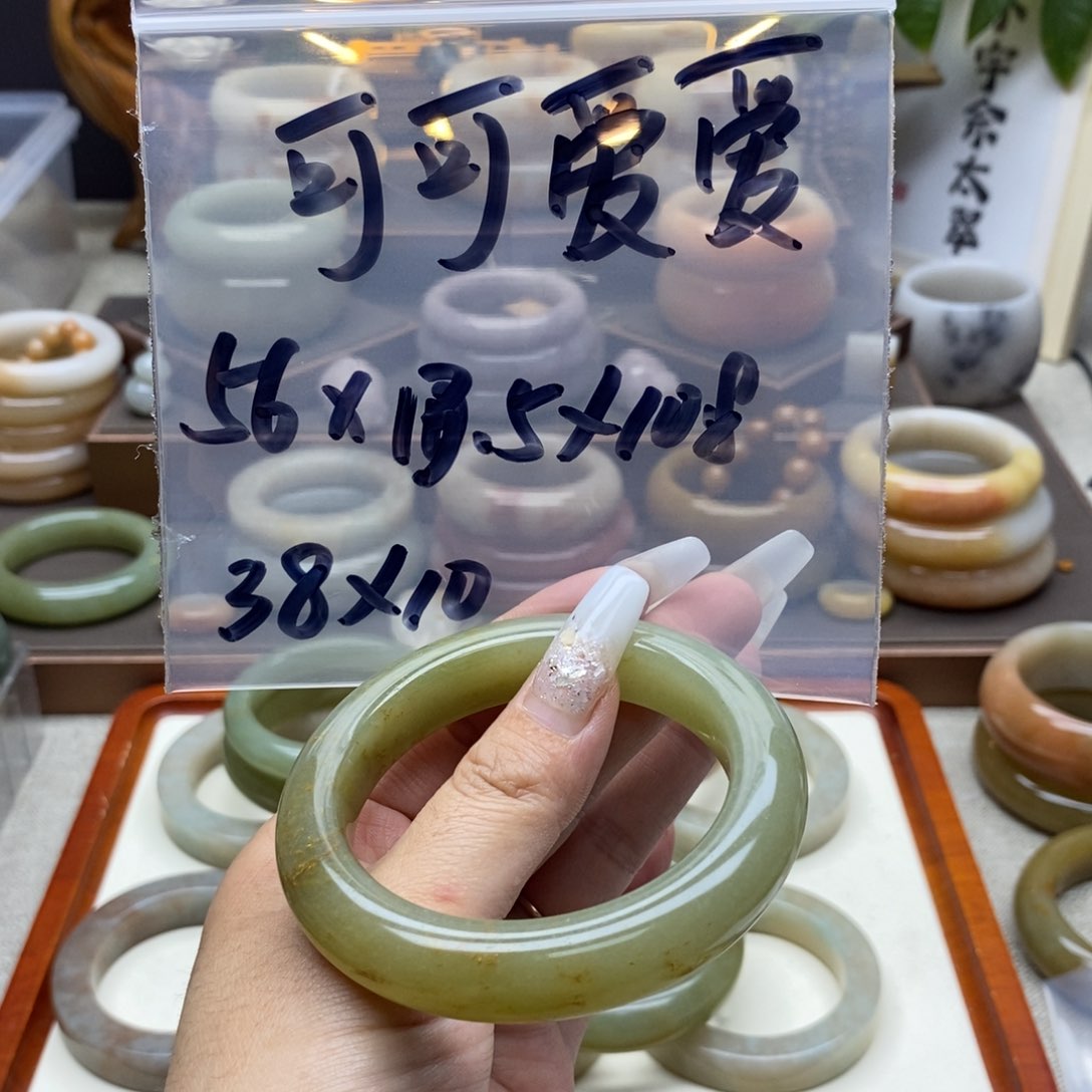 石英质玉手镯合金可**爱